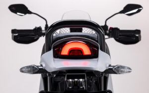 Ducati Desert X - Imagen 16