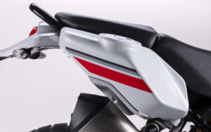 Ducati Desert X - Imagen 9