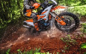 KTM 890 ADVENTURE R - Imagen 8
