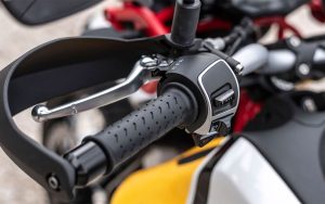 Moto Guzzi V85 TT - Imagen 18