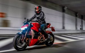 Ducati Streetfighter V2 - Imagen 11