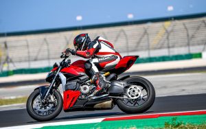 Ducati Streetfighter V2 - Imagen 8