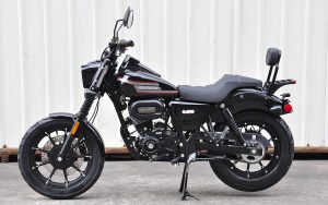 UM RENEGADE SPORT 200S - Imagen 3
