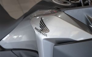 Honda Sahara 300 - Imagen 9