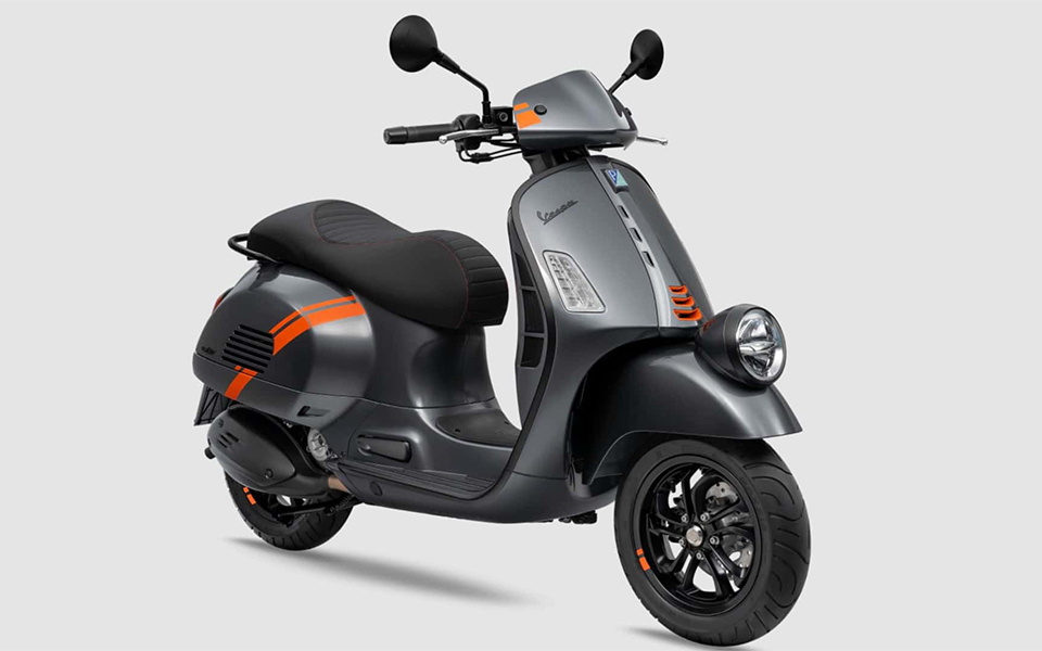 Vespa se vuelve elegante y deportiva con un nuevo color del scooter