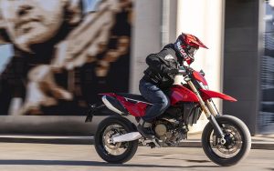 Ducati Hypermotard 698 Mono - Imagen 13